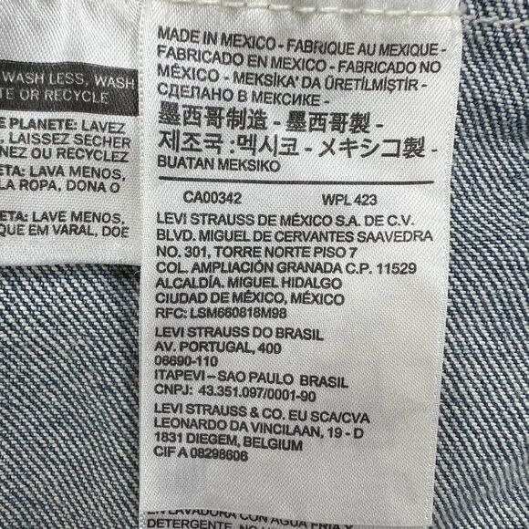 Levi's Women's Light Wash Trucker Denim Jacket Size Small - Picture 7 of 10